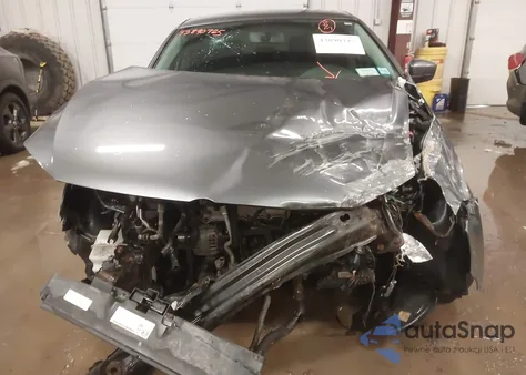 2017 Volkswagen Jetta 1.4T S z USA, uszkodzony, nr VIN 3VW2B7AJ1HM392298